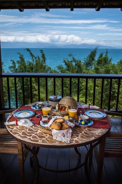Casa Vermelha Guest House Ilhabela Bagian luar foto