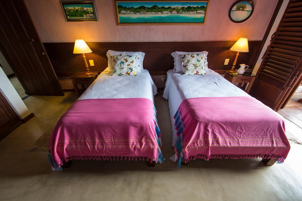 Casa Vermelha Guest House Ilhabela Bagian luar foto